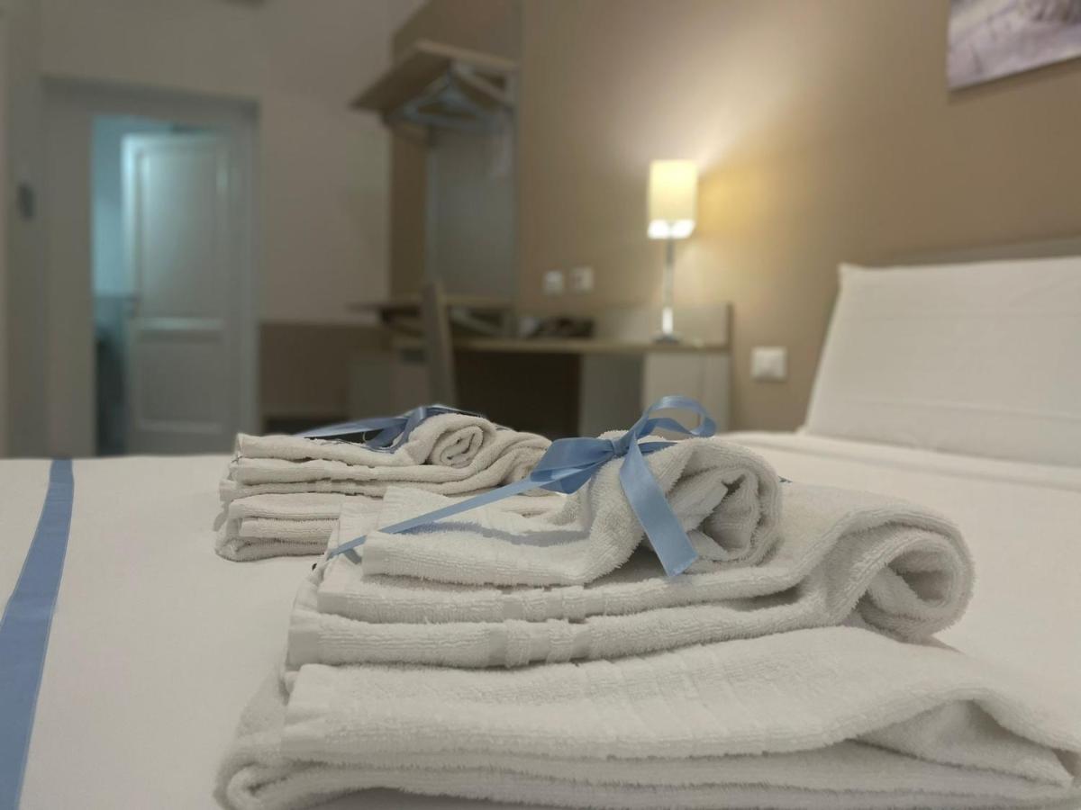 Le Quattro Stagioni - Rooms & Suites パレルモ エクステリア 写真
